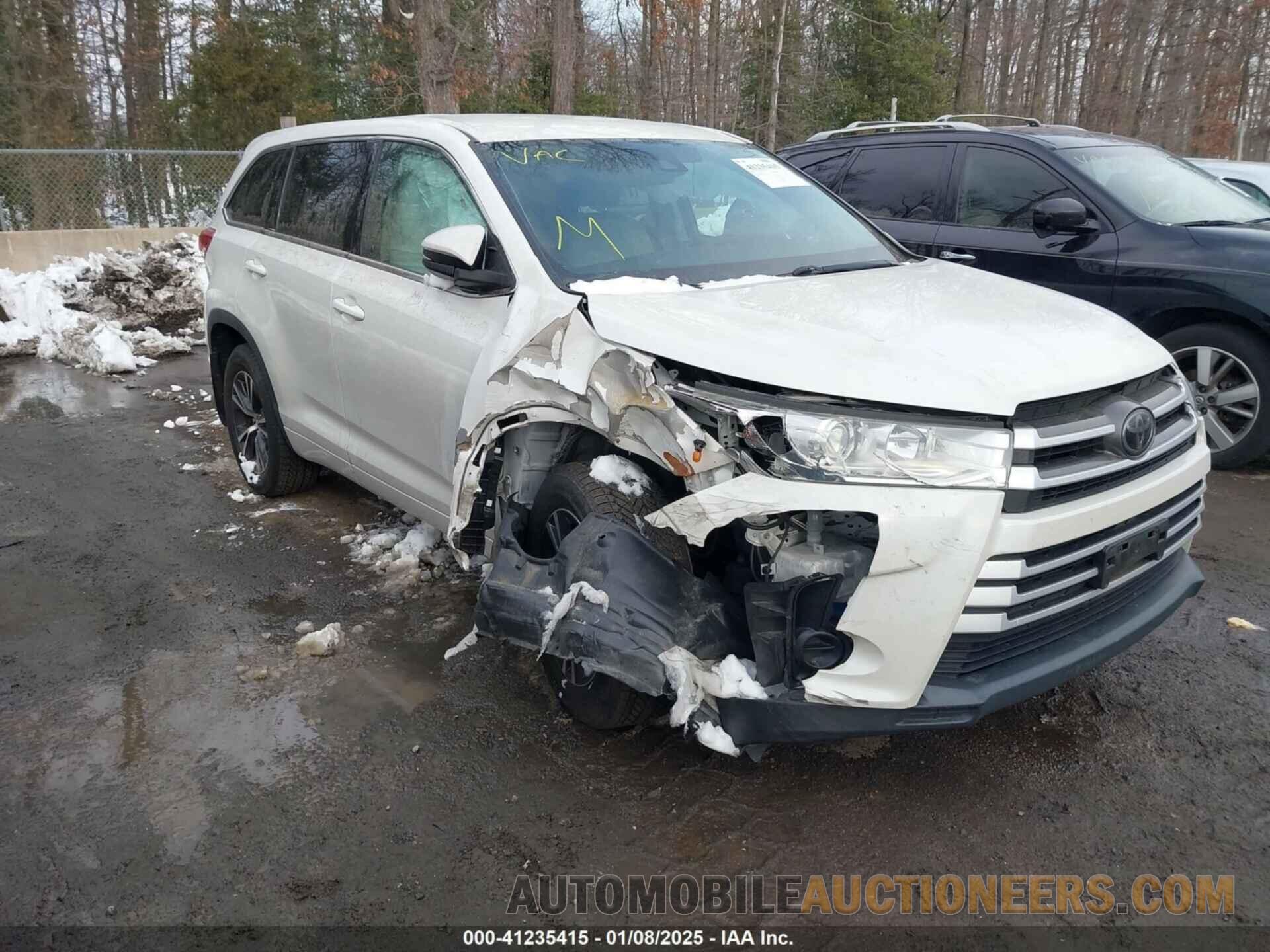 5TDBZRFH8JS840137 TOYOTA HIGHLANDER 2018