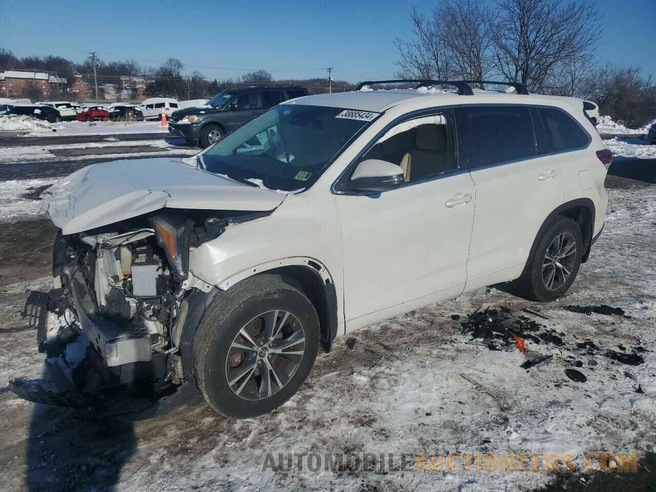 5TDBZRFH8JS840297 TOYOTA HIGHLANDER 2018