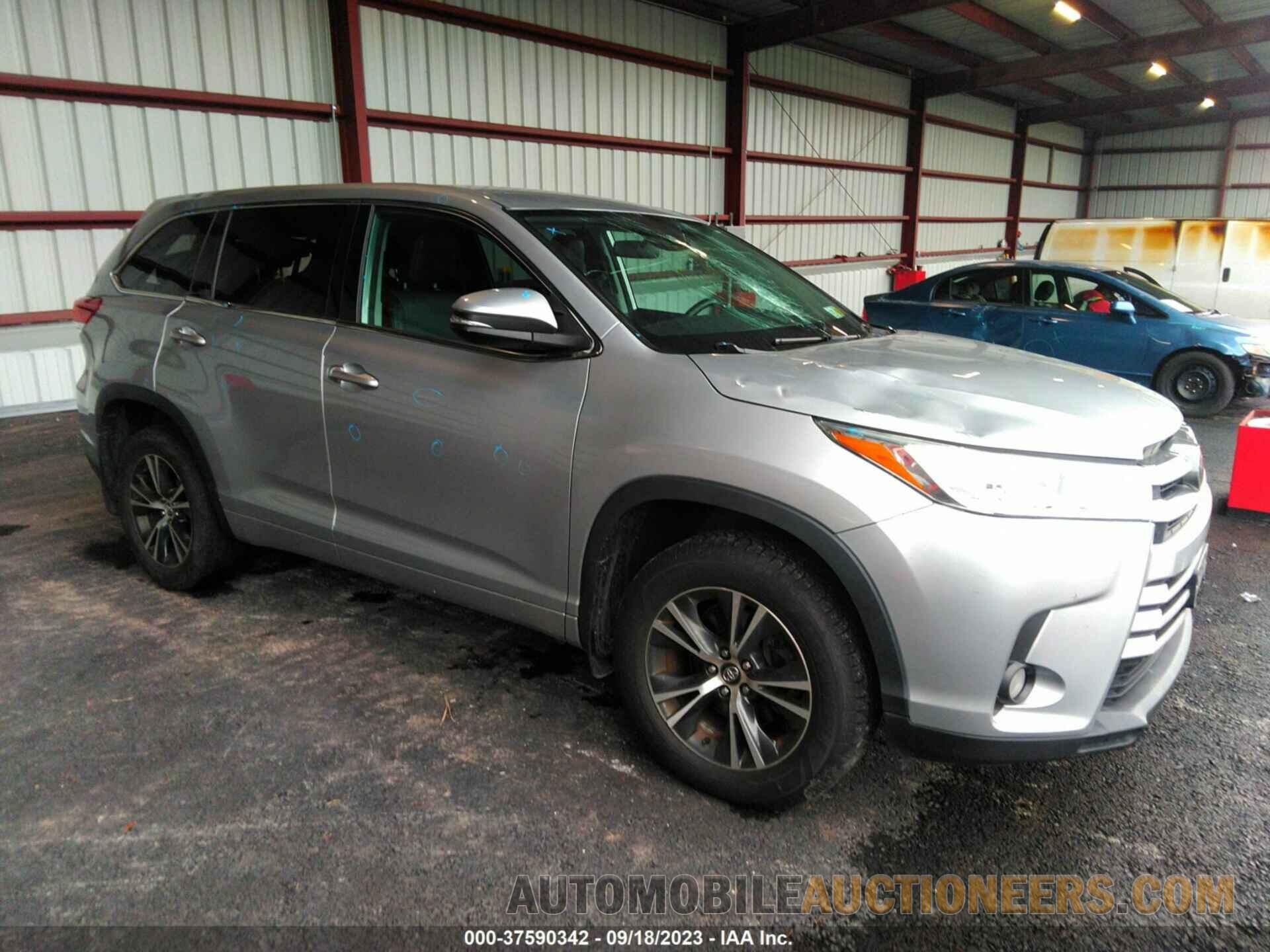 5TDBZRFH8JS857083 TOYOTA HIGHLANDER 2018