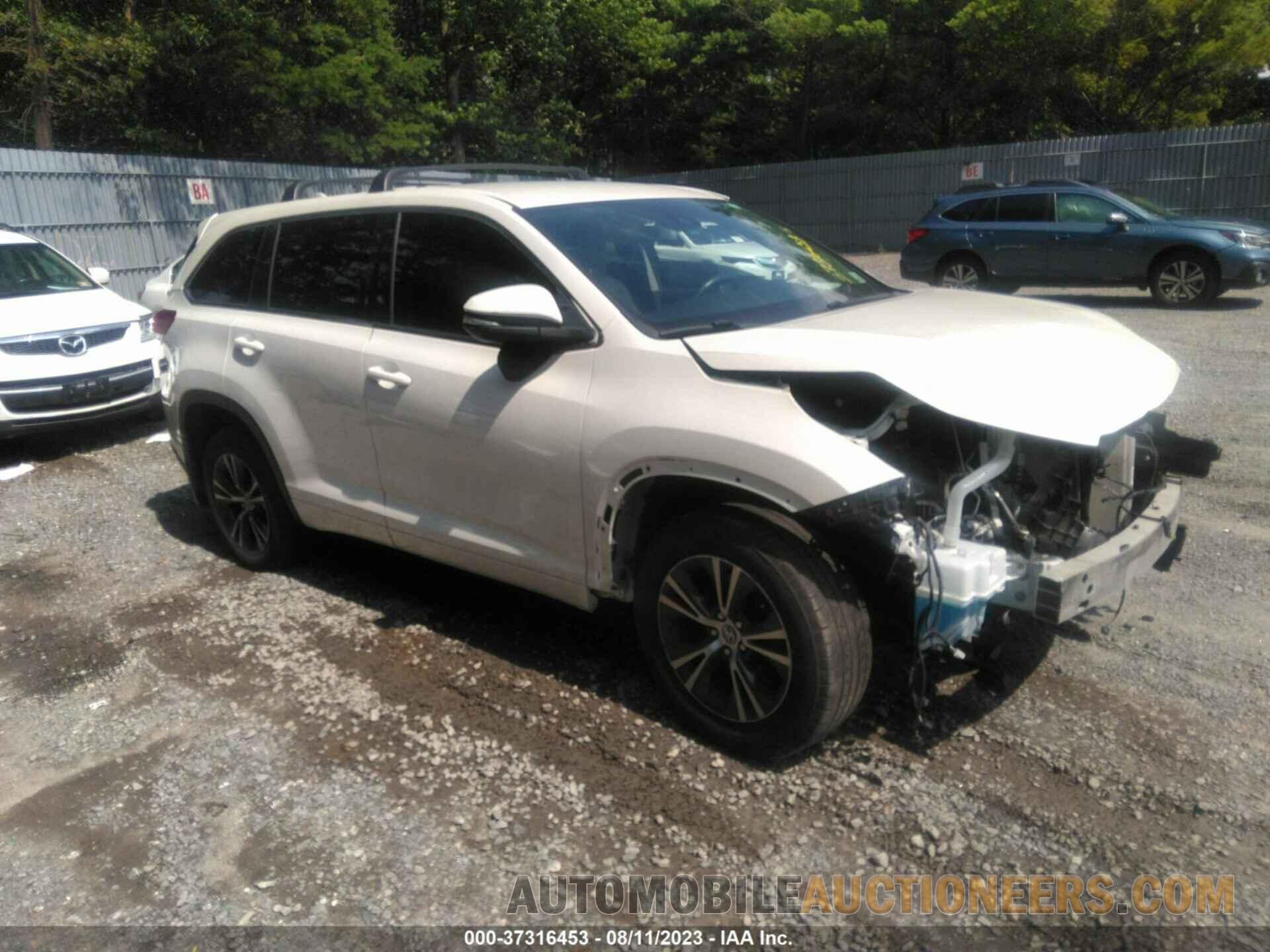 5TDBZRFH9JS491263 TOYOTA HIGHLANDER 2018