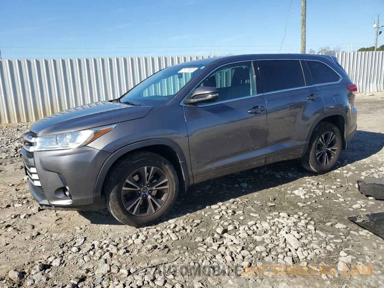 5TDBZRFH9JS803209 TOYOTA HIGHLANDER 2018