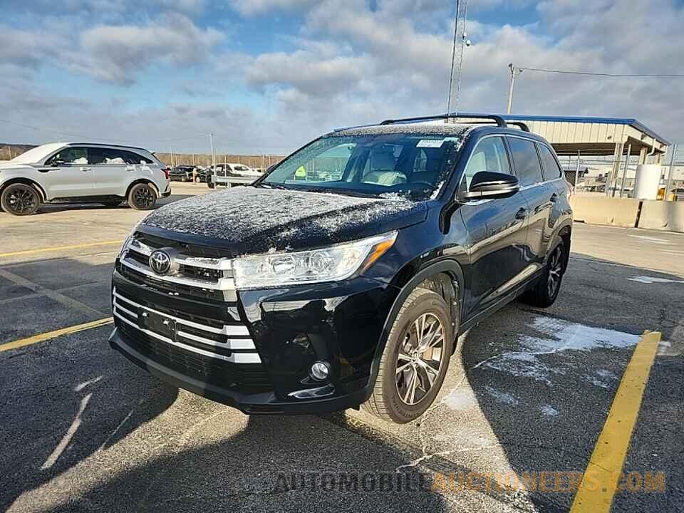 5TDBZRFHXKS942220 Toyota Highlander 2019