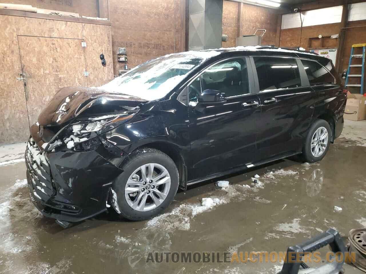 5TDCSKFC9PS093323 TOYOTA SIENNA 2023