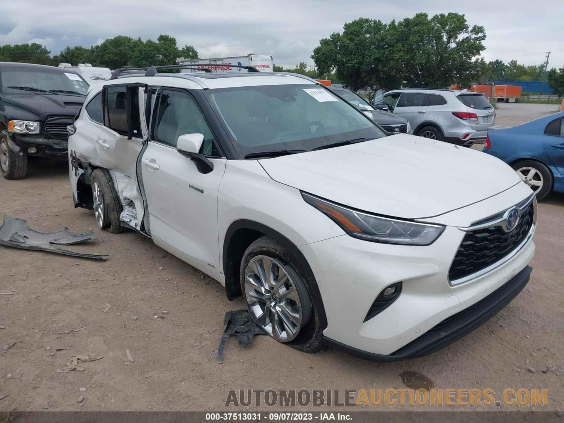 5TDDBRCH0MS532305 TOYOTA HIGHLANDER 2021