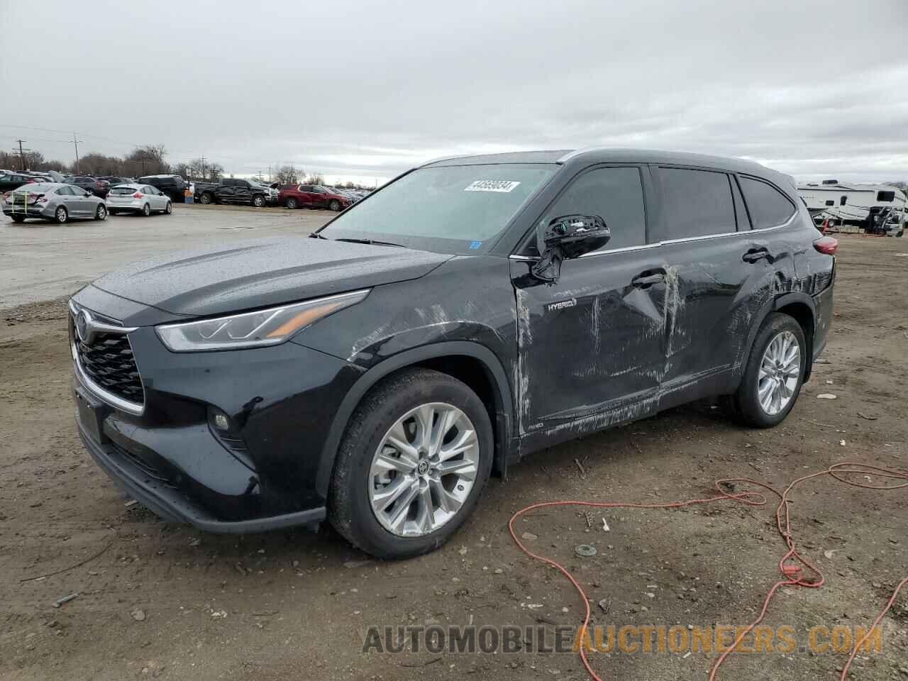 5TDDBRCH1MS533057 TOYOTA HIGHLANDER 2021