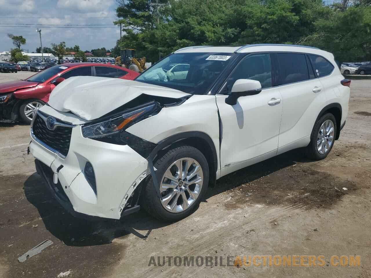 5TDDBRCH2MS529471 TOYOTA HIGHLANDER 2021