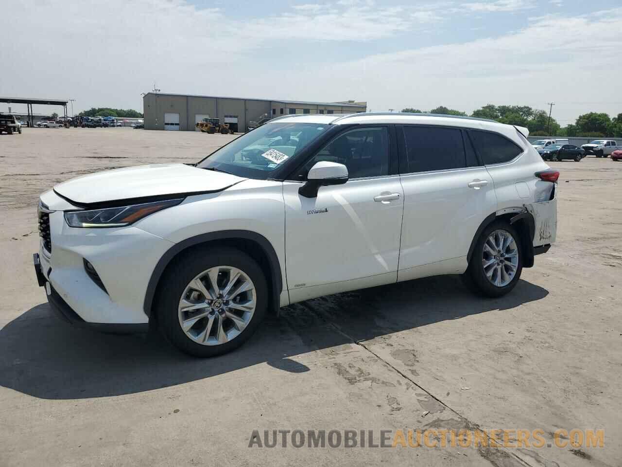 5TDDBRCH6LS011846 TOYOTA HIGHLANDER 2020