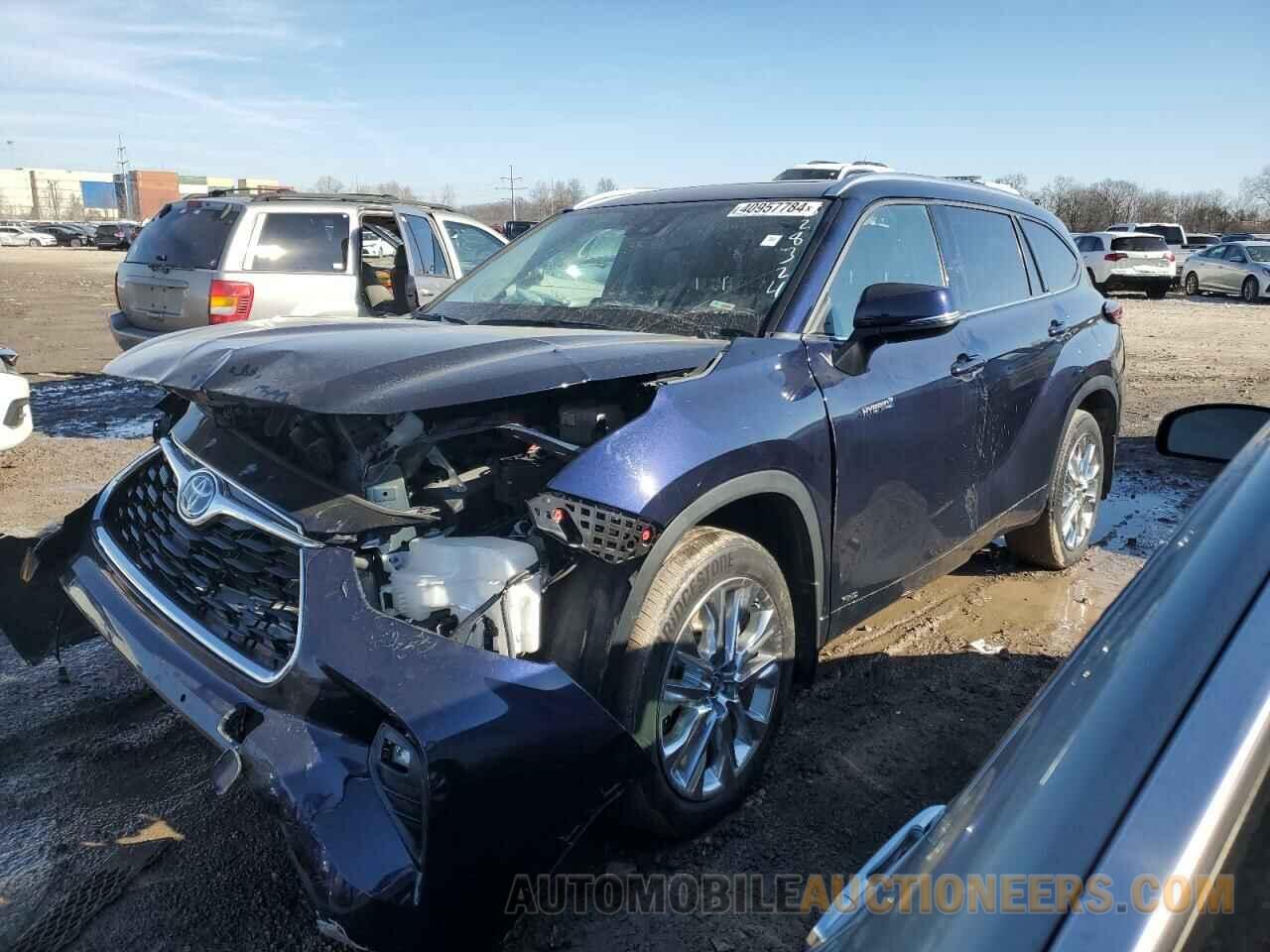 5TDDBRCH6MS528324 TOYOTA HIGHLANDER 2021