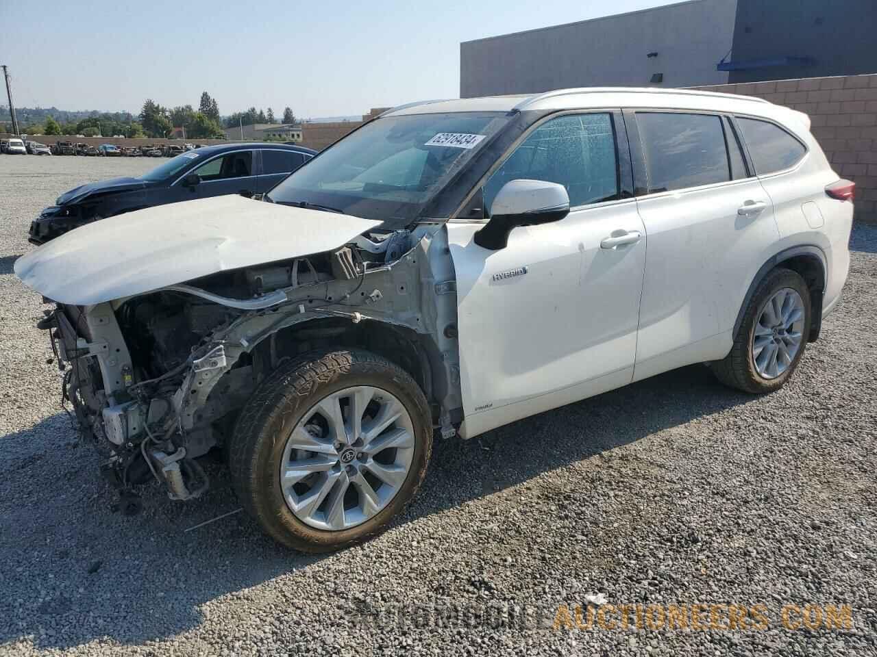 5TDDBRCH6MS528677 TOYOTA HIGHLANDER 2021