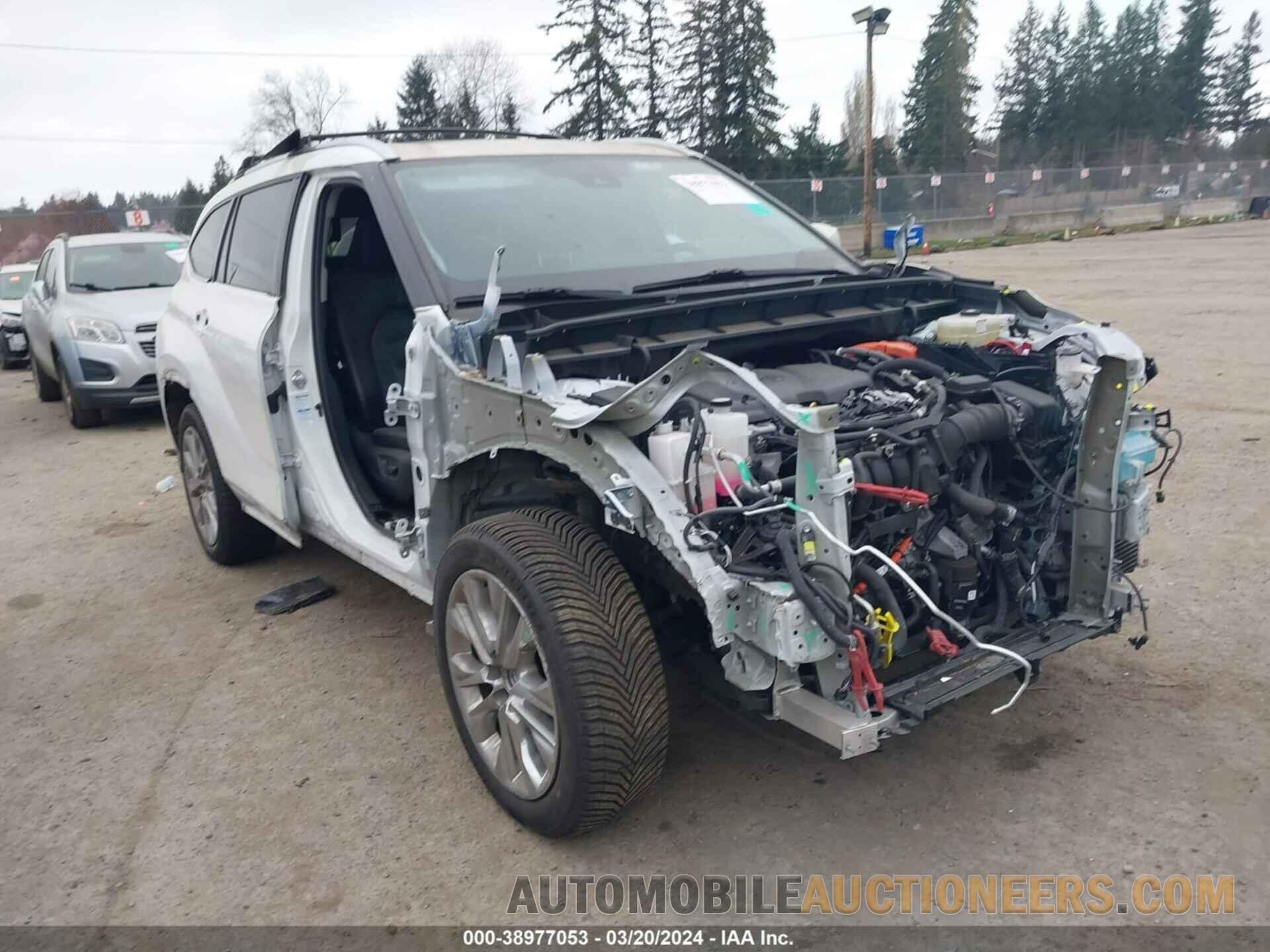 5TDDBRCH9MS520413 TOYOTA HIGHLANDER 2021