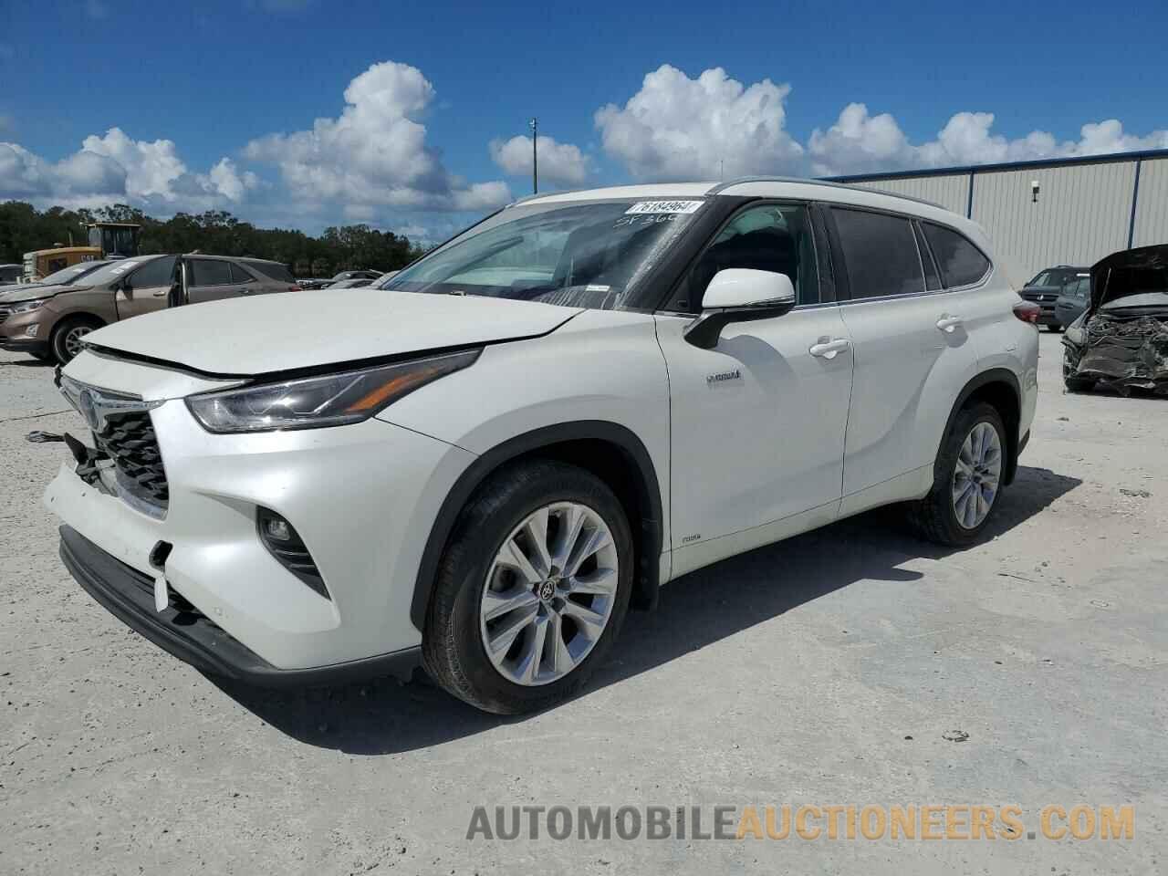 5TDDBRCHXMS017862 TOYOTA HIGHLANDER 2021