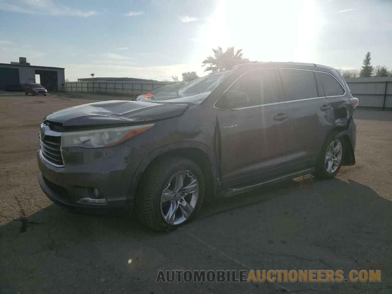 5TDDCRFH2FS007029 TOYOTA HIGHLANDER 2015