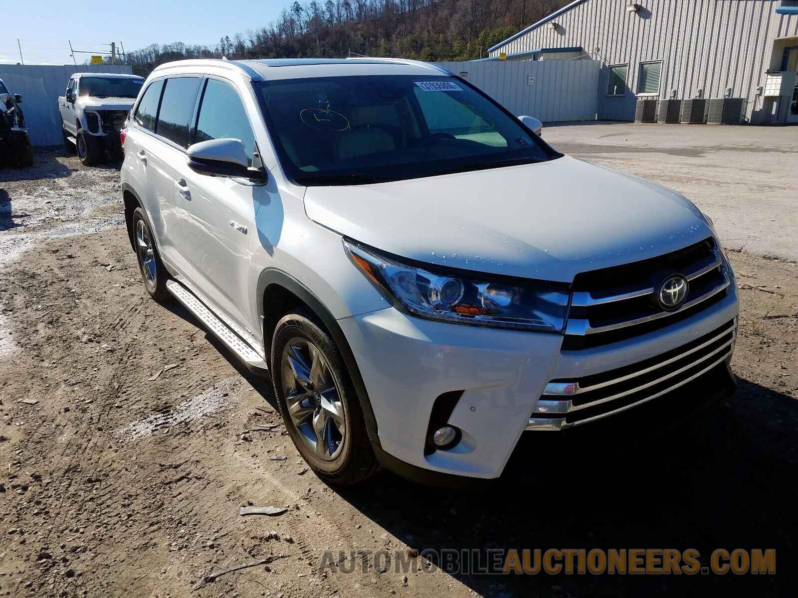 5TDDGRFH2HS021746 TOYOTA HIGHLANDER 2017