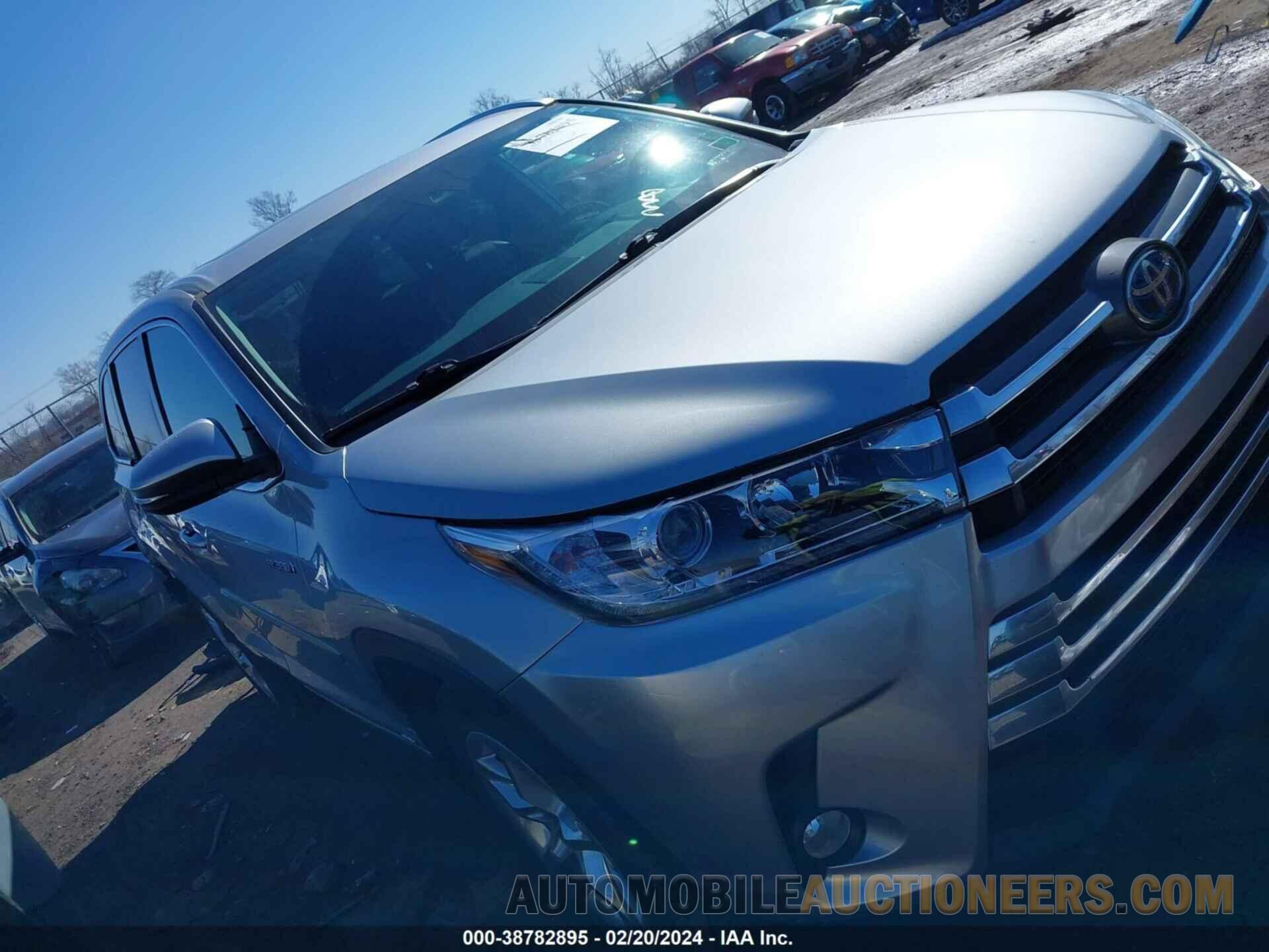 5TDDGRFH3JS039968 TOYOTA HIGHLANDER HYBRID 2018