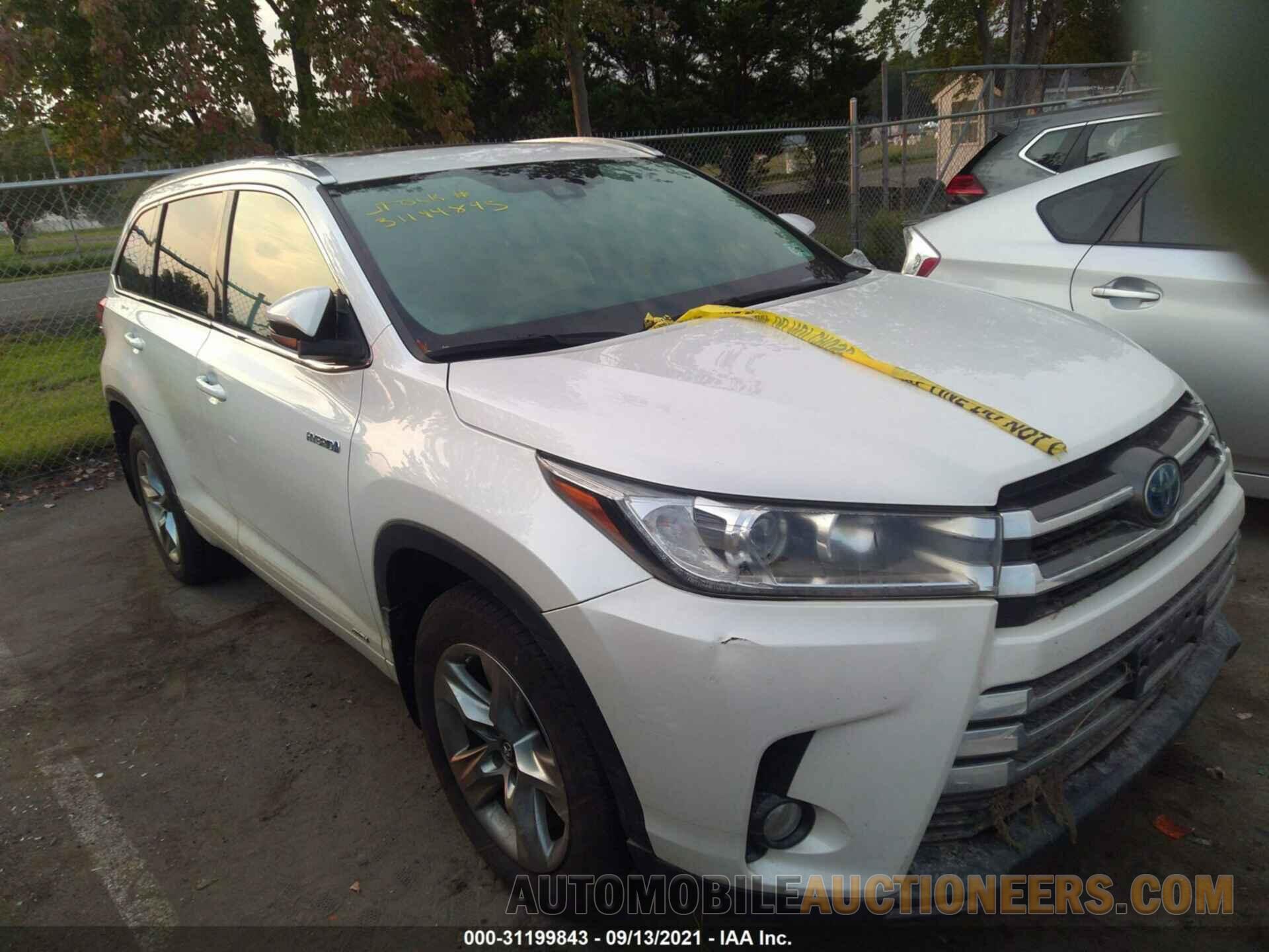 5TDDGRFH5HS033051 TOYOTA HIGHLANDER 2017