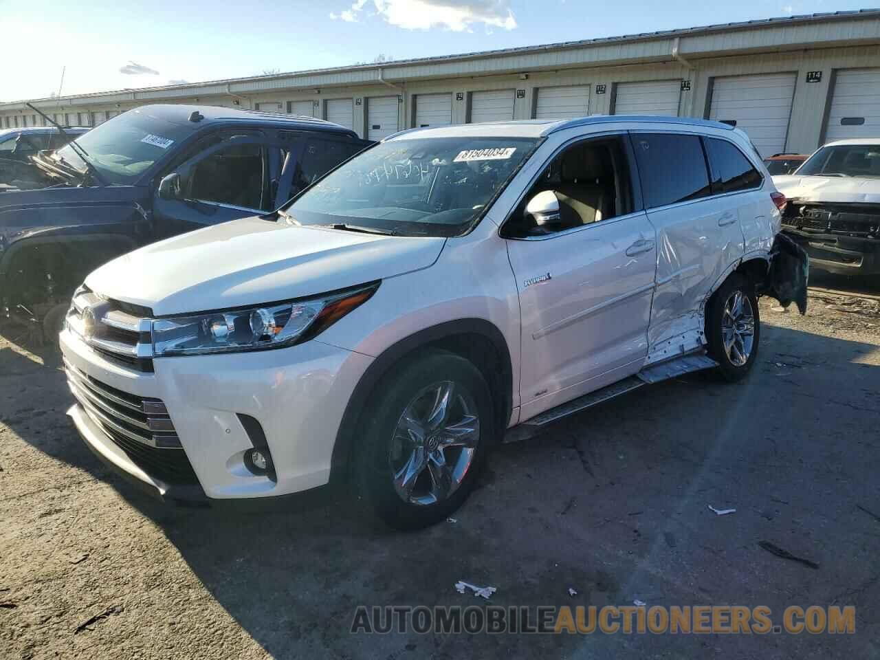 5TDDGRFH8KS072790 TOYOTA HIGHLANDER 2019