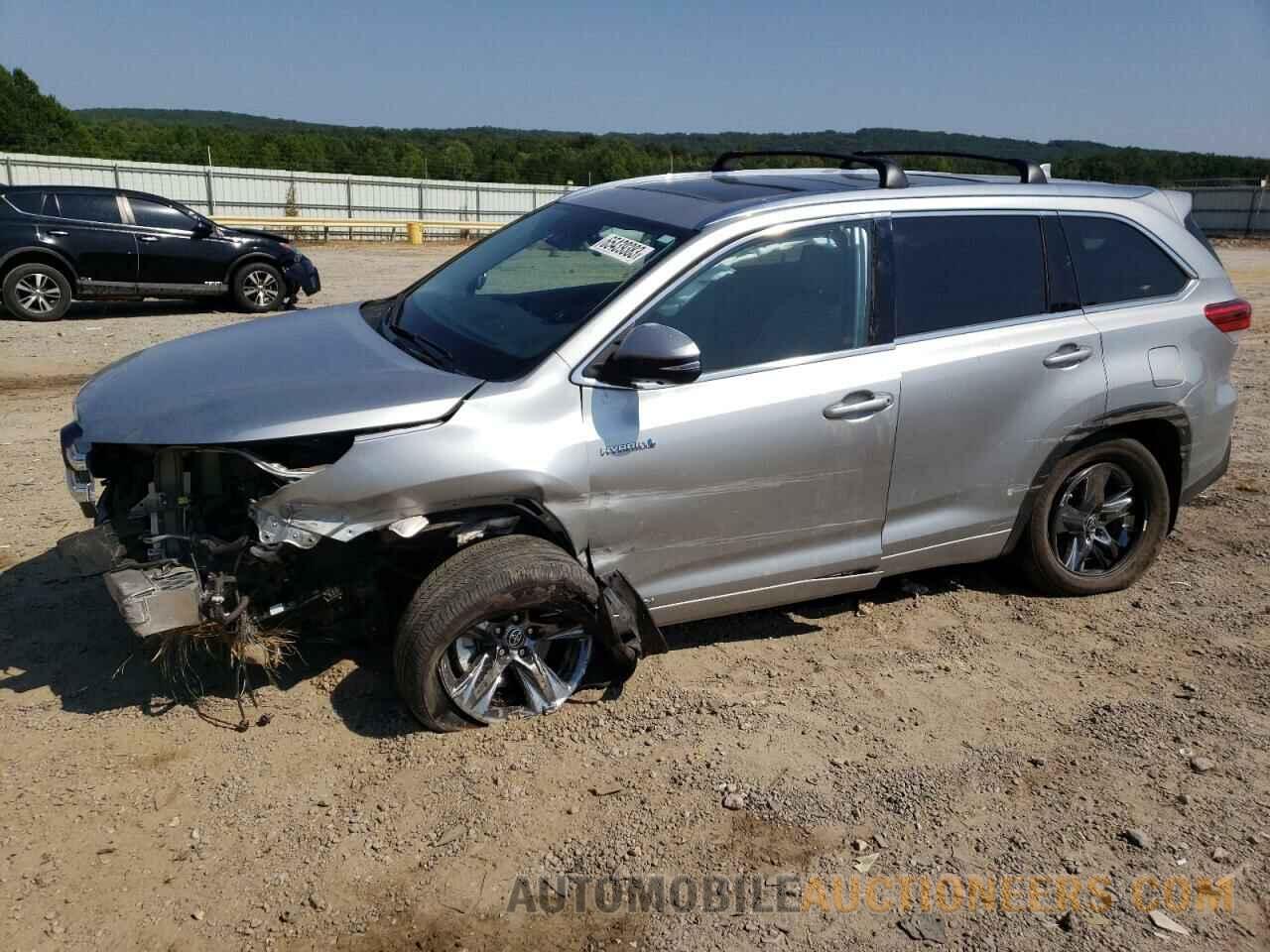 5TDDGRFHXKS079028 TOYOTA HIGHLANDER 2019