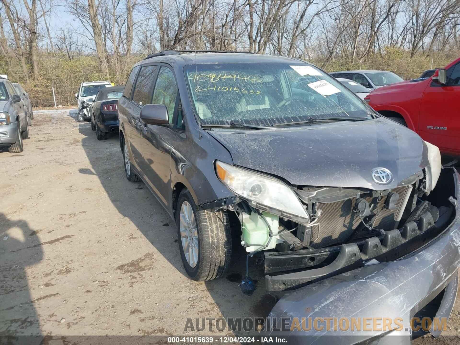 5TDDK3DC0DS061515 TOYOTA SIENNA 2013