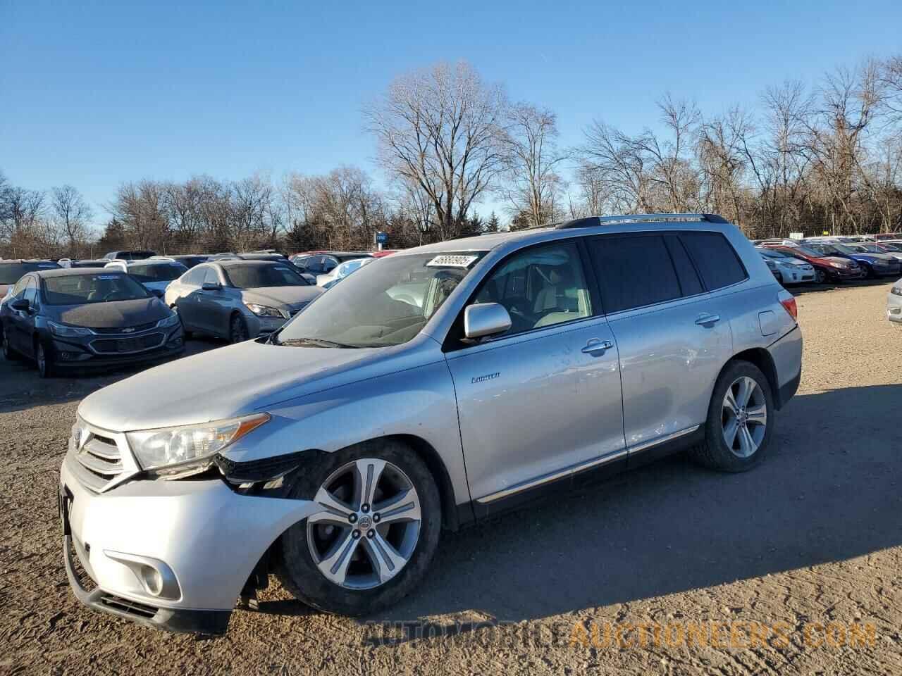 5TDDK3EH4DS229201 TOYOTA HIGHLANDER 2013