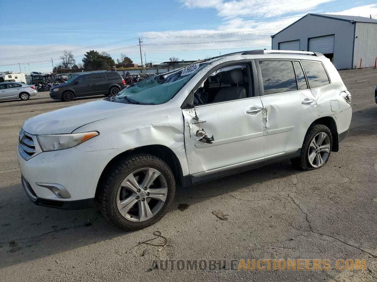 5TDDK3EH8CS124854 TOYOTA HIGHLANDER 2012