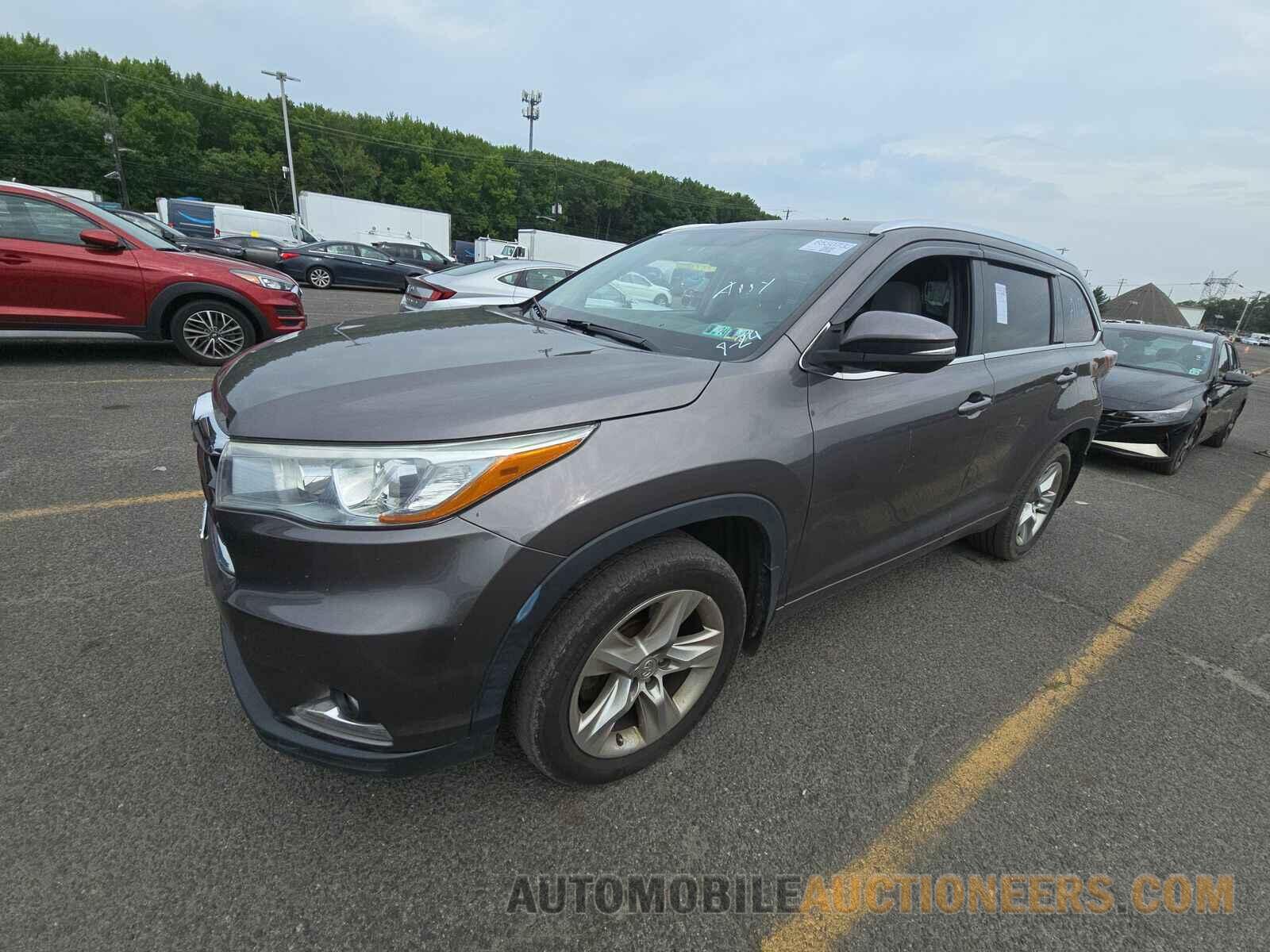 5TDDKRFH1FS157488 Toyota Highlander 2015