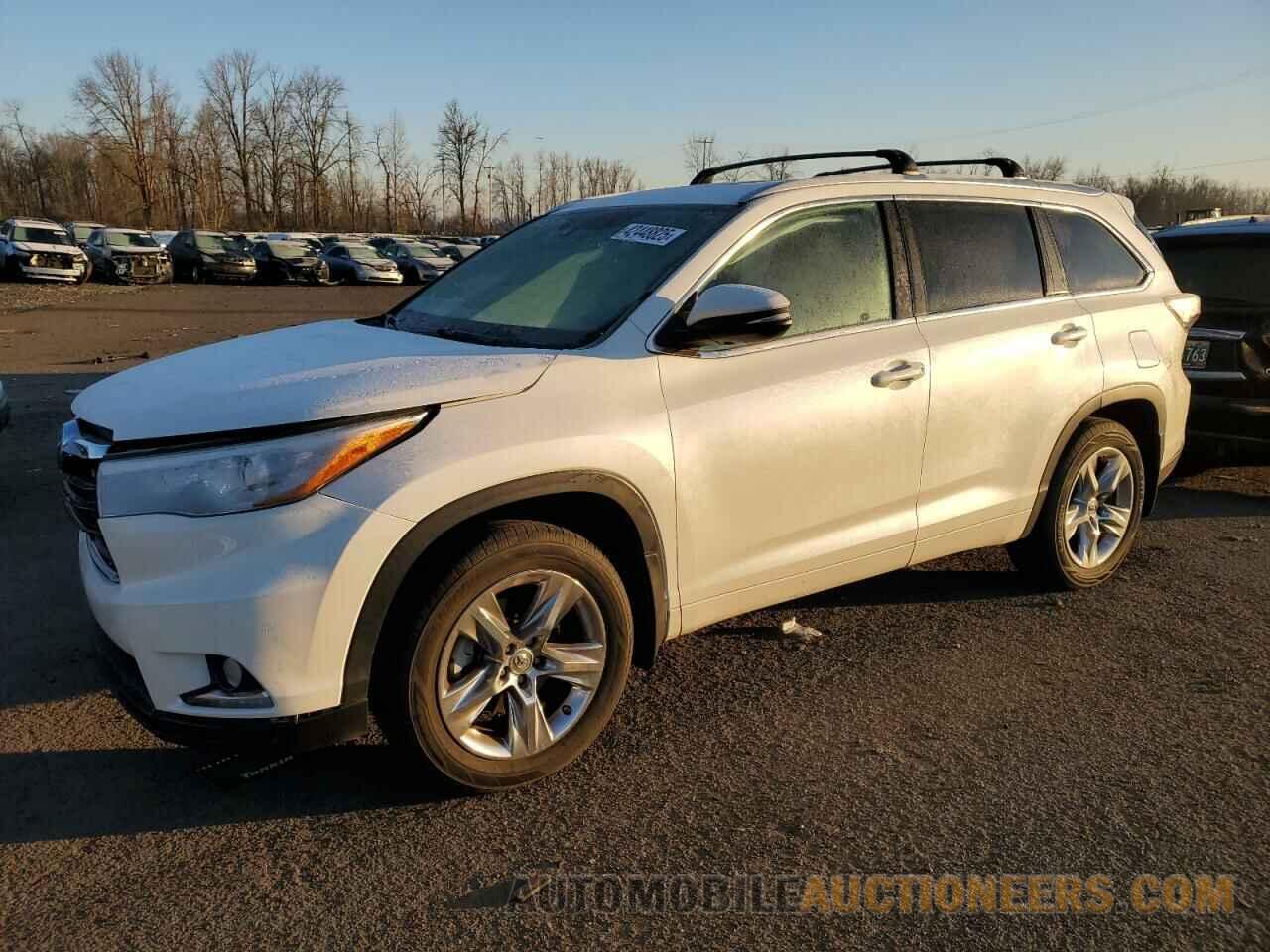 5TDDKRFH3FS121558 TOYOTA HIGHLANDER 2015