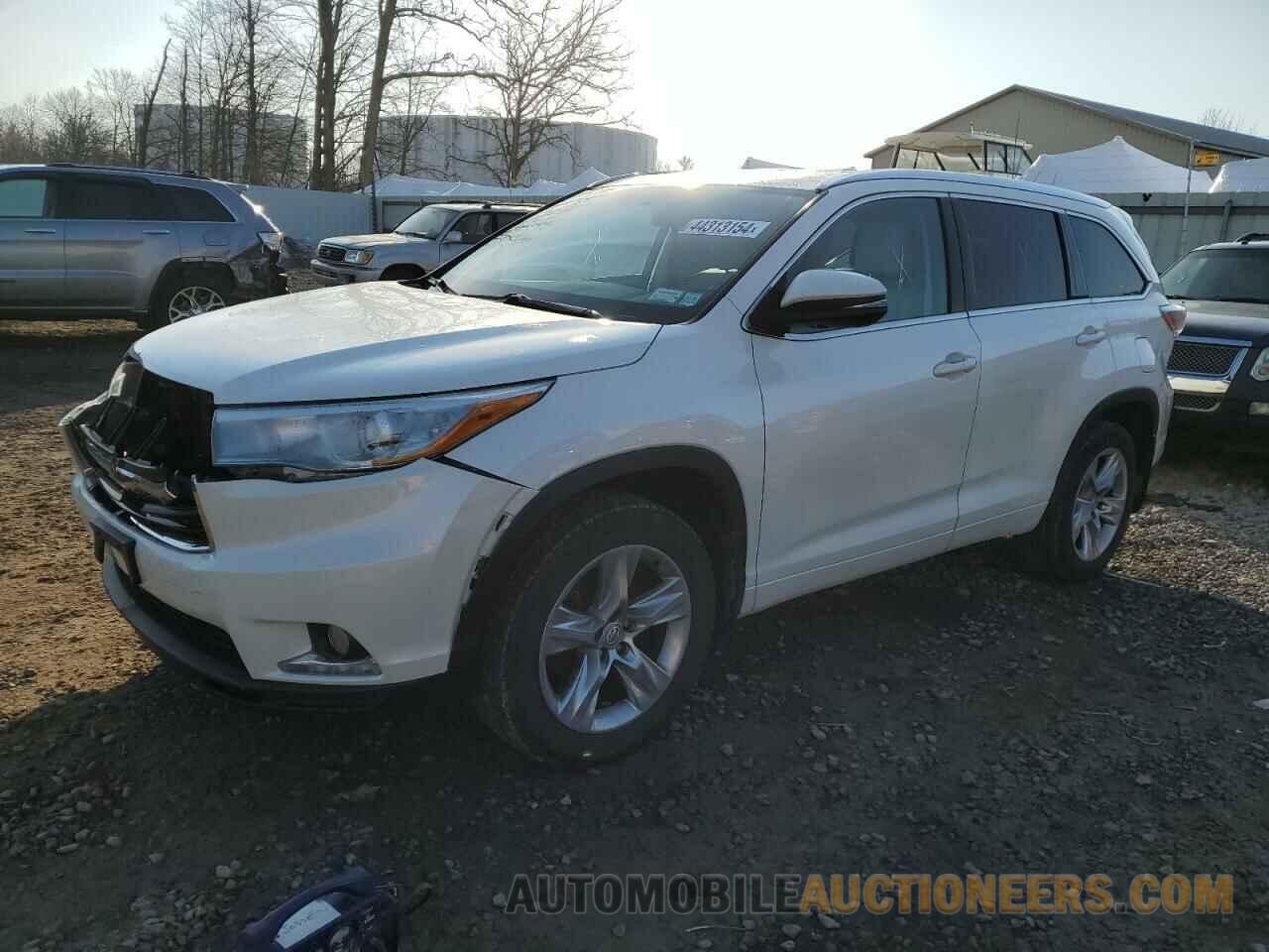 5TDDKRFH5FS172656 TOYOTA HIGHLANDER 2015