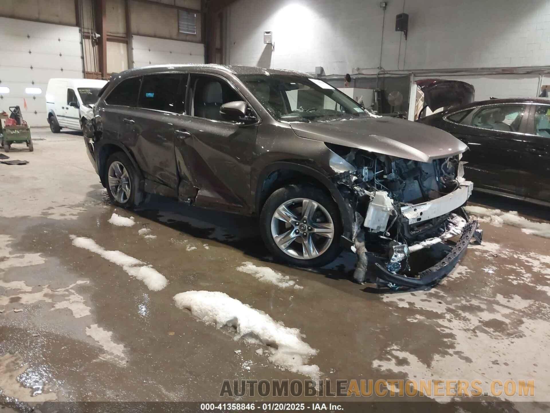 5TDDKRFH8GS322275 TOYOTA HIGHLANDER 2016