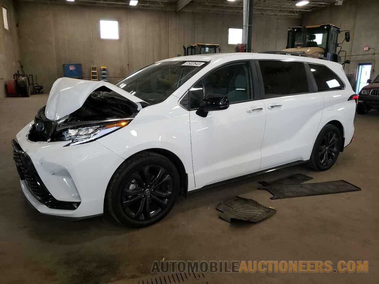 5TDDRKEC9NS076097 TOYOTA SIENNA 2022