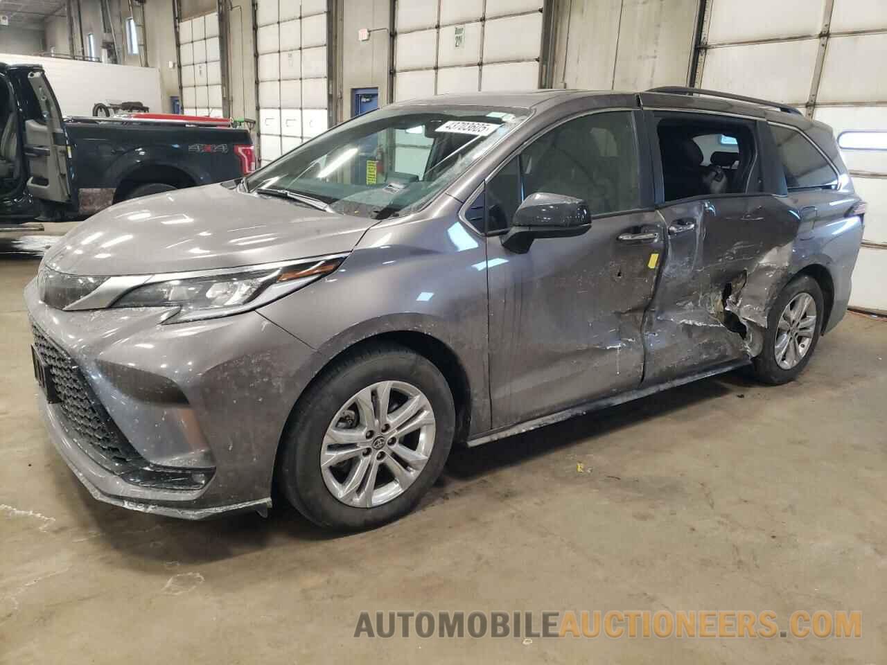 5TDDSKFC3NS053062 TOYOTA SIENNA 2022