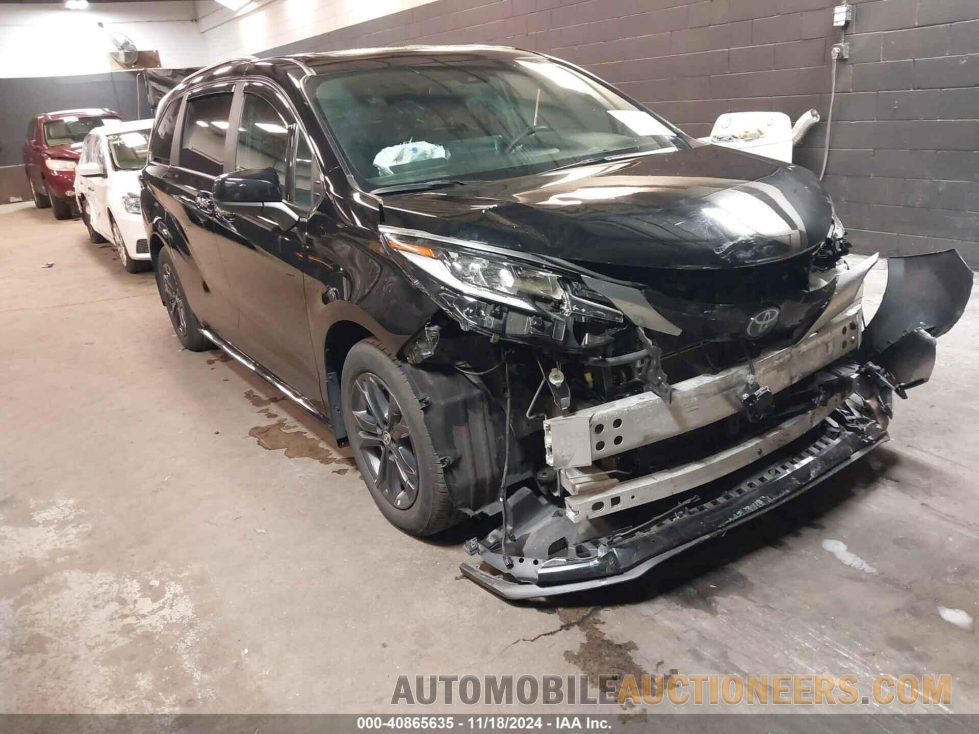 5TDDSKFC3RS114626 TOYOTA SIENNA 2024