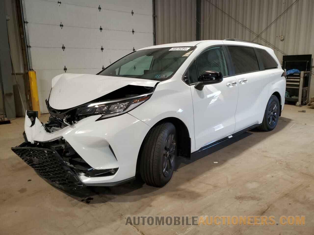 5TDDSKFC9RS113836 TOYOTA SIENNA 2024