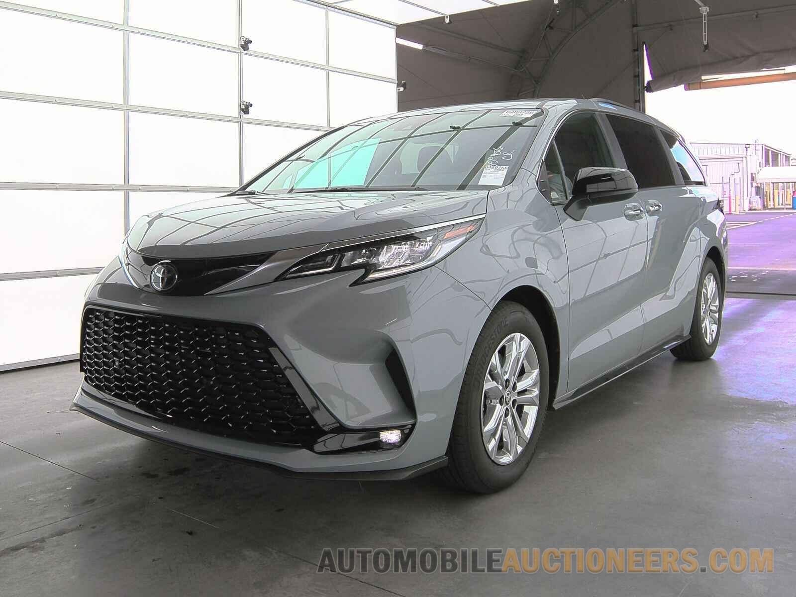 5TDDSKFCXPS086224 Toyota Sienna 2023