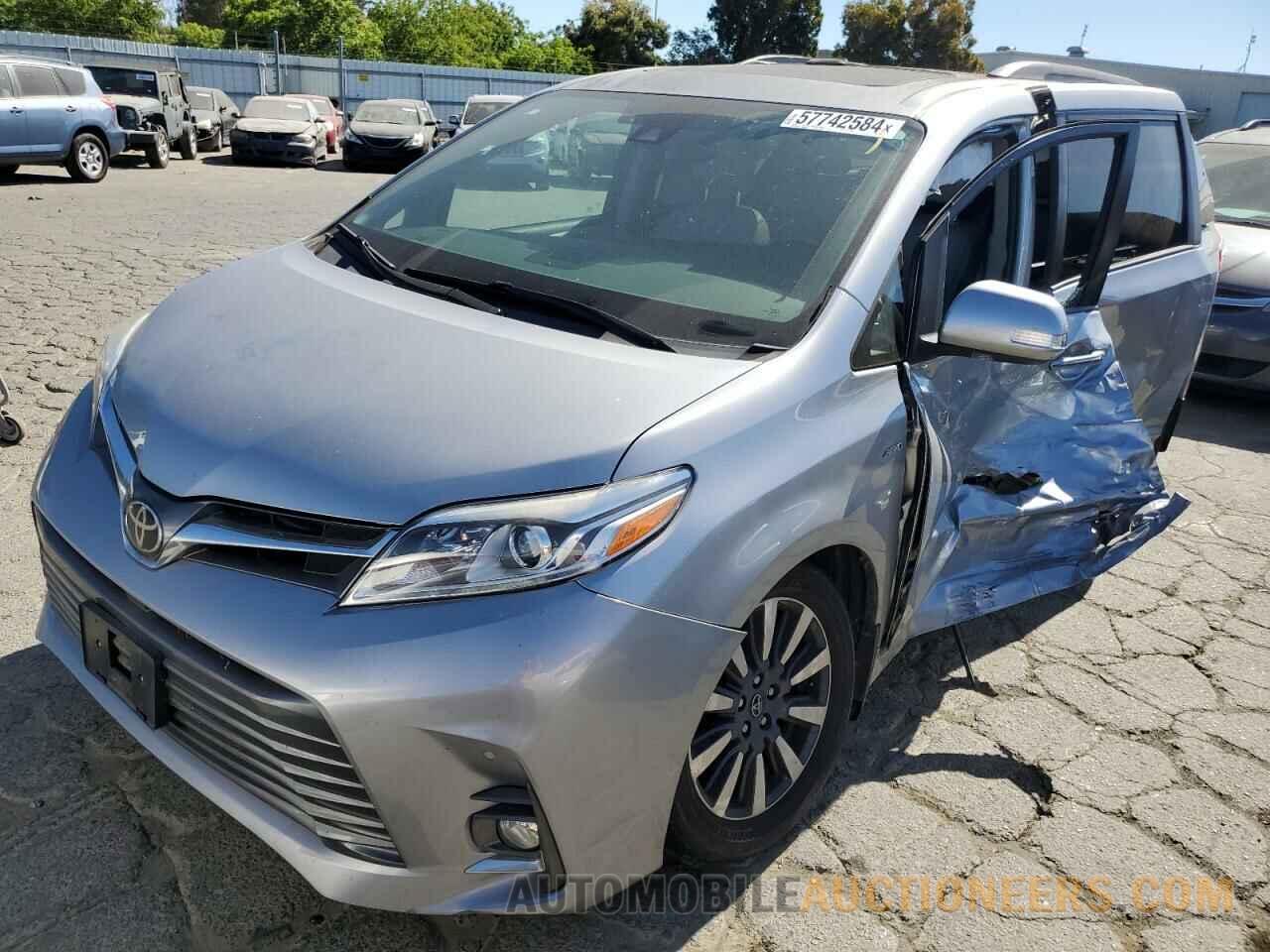 5TDDZ3DC8JS200085 TOYOTA All Models 2018