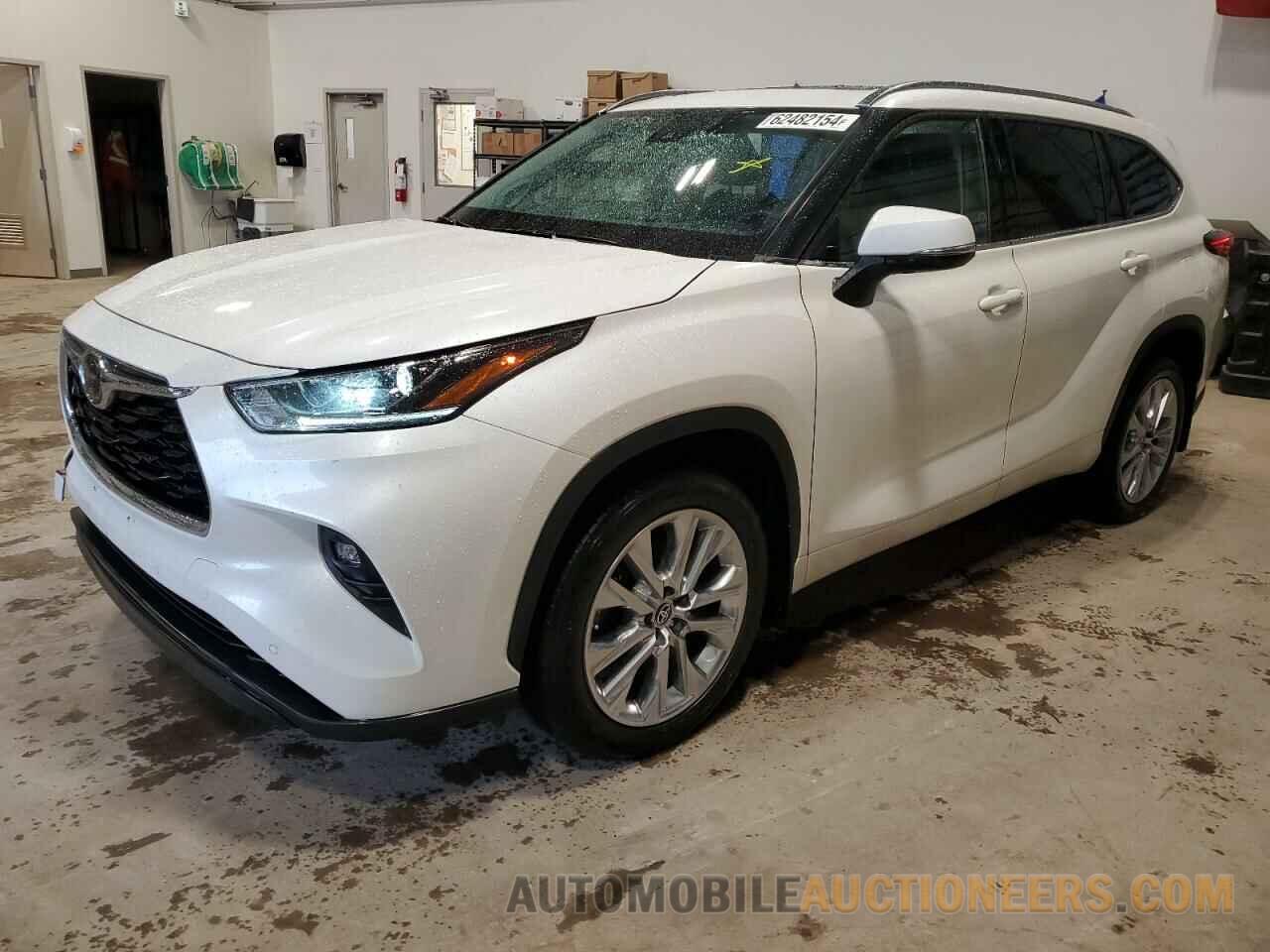 5TDDZRBH0MS056490 TOYOTA HIGHLANDER 2021