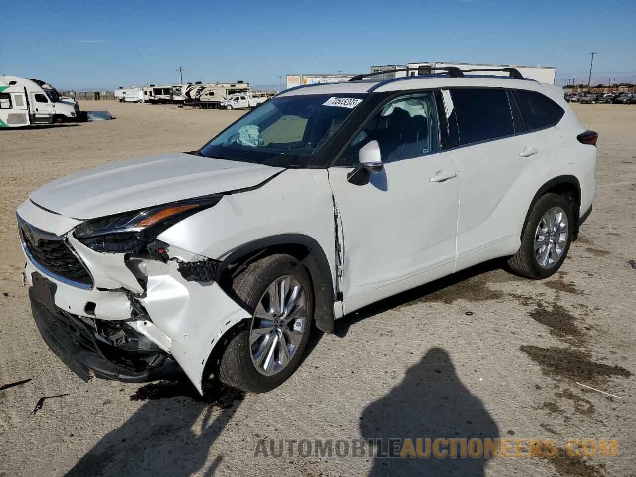 5TDDZRBH1NS210996 TOYOTA HIGHLANDER 2022