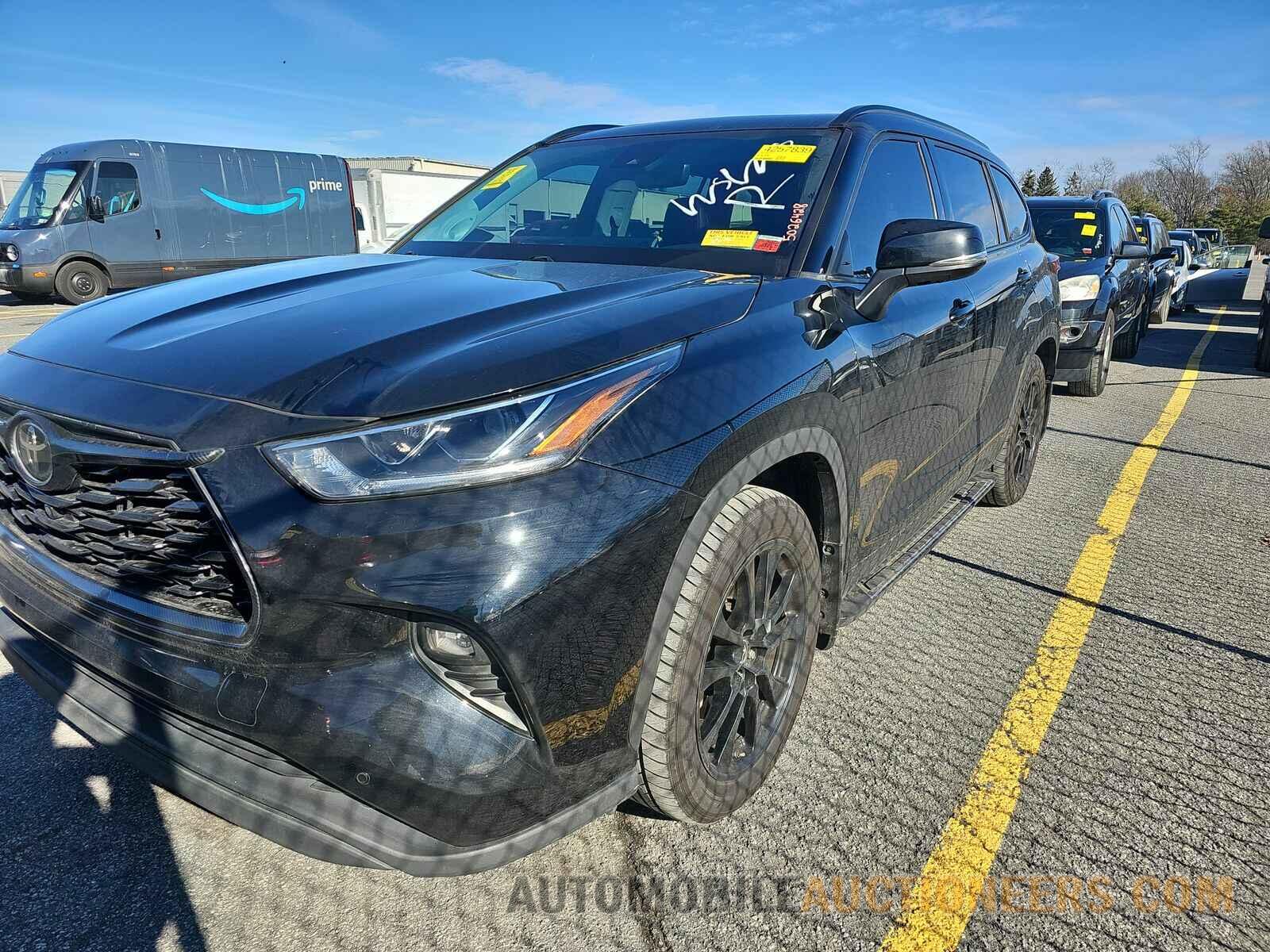 5TDDZRBH4MS525631 Toyota Highlander 2021