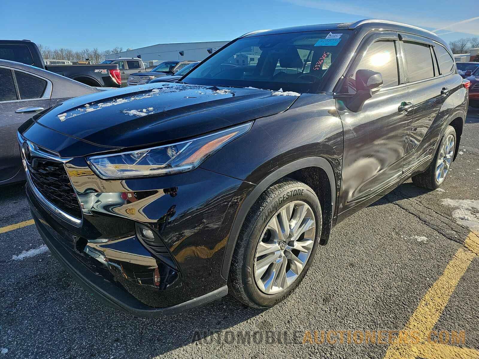 5TDDZRBH6MS107068 Toyota Highlander 2021