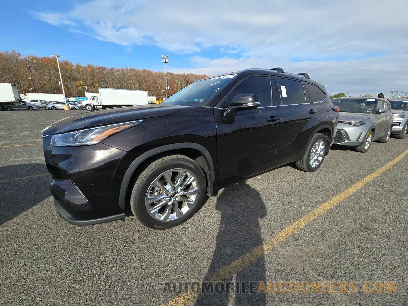 5TDDZRBH6MS128101 Toyota Highlander 2021