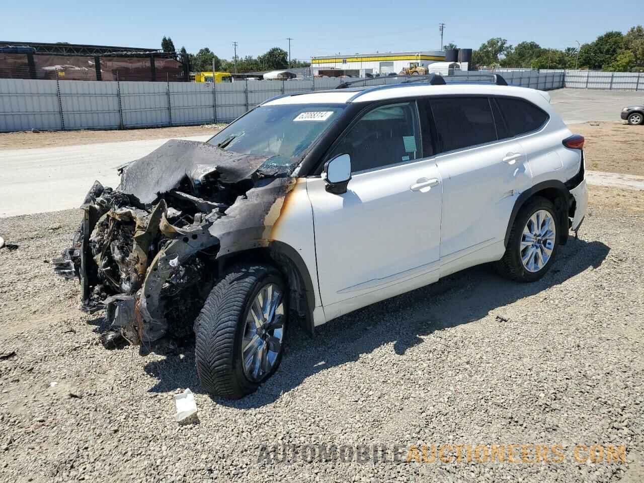 5TDDZRBH9LS050329 TOYOTA HIGHLANDER 2020