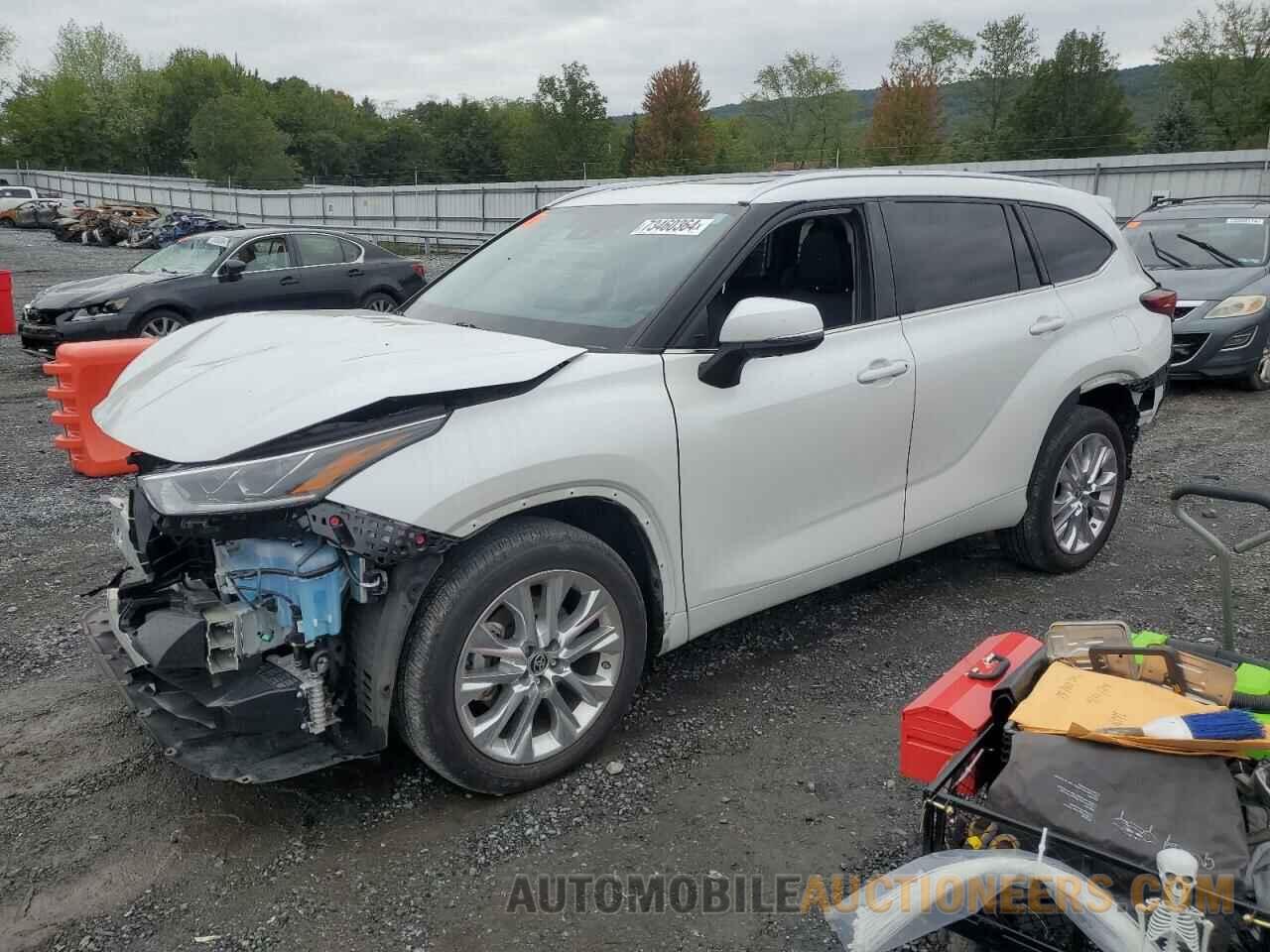 5TDDZRBH9NS217436 TOYOTA HIGHLANDER 2022