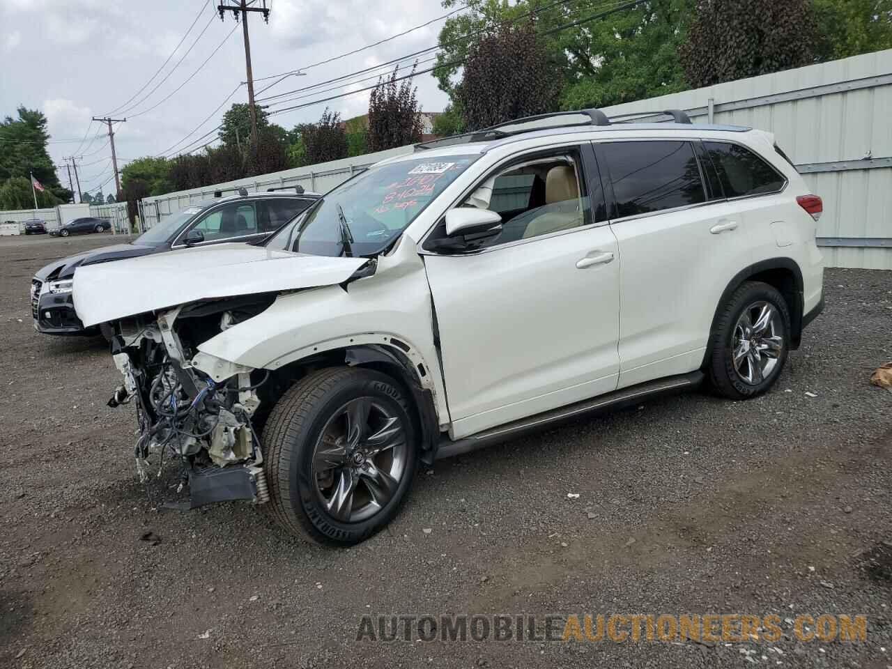 5TDDZRFH0KS915715 TOYOTA HIGHLANDER 2019