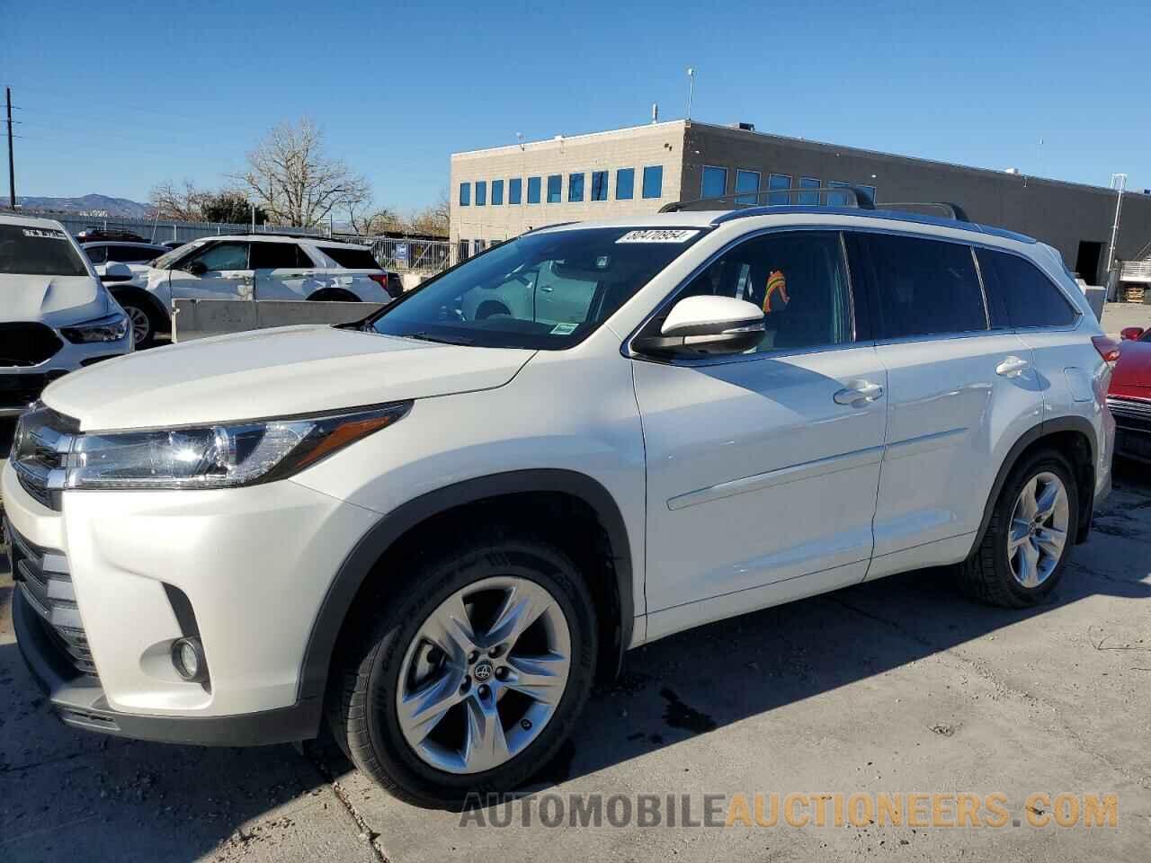 5TDDZRFH0KS982542 TOYOTA HIGHLANDER 2019