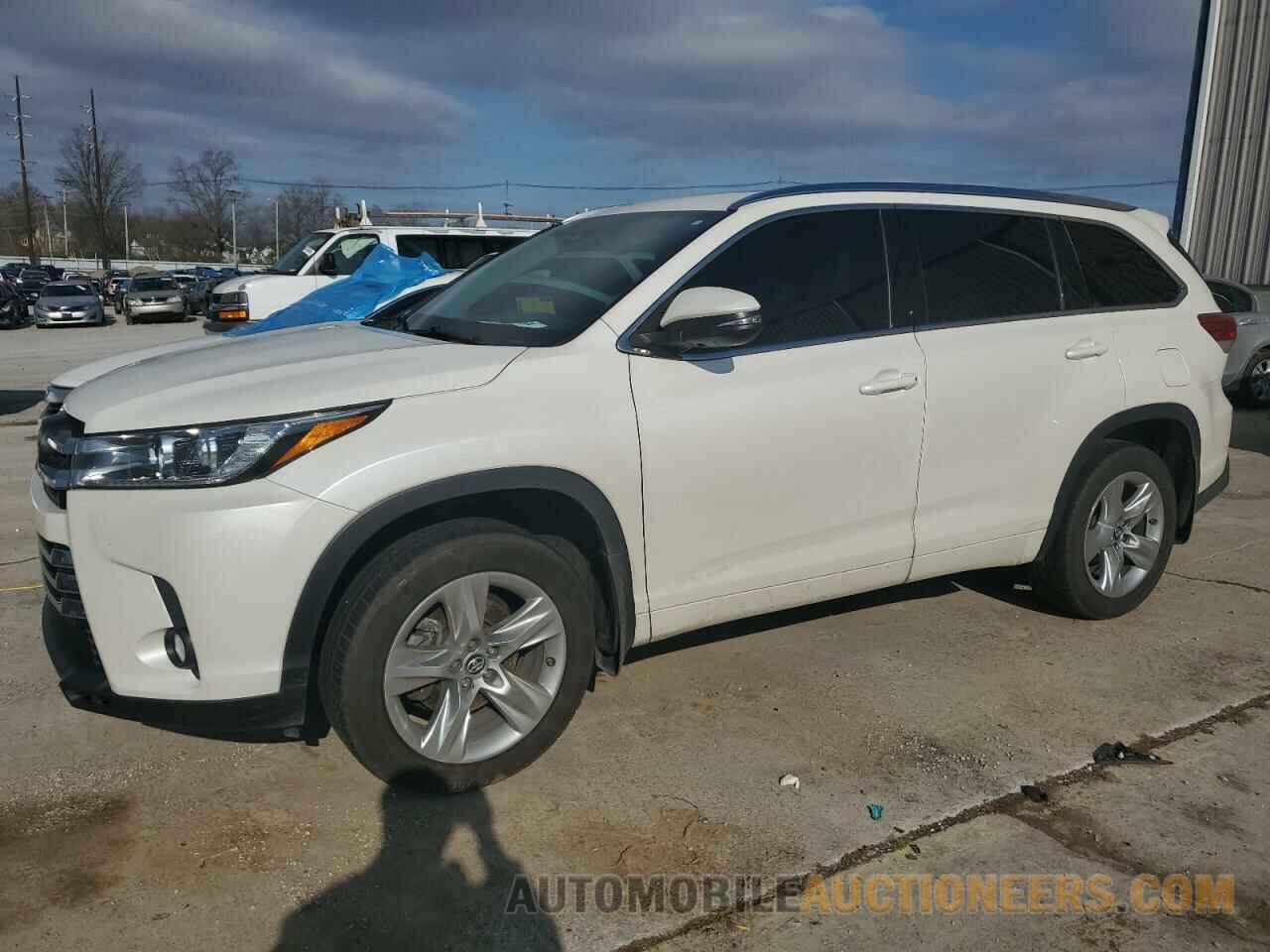 5TDDZRFH1HS469082 TOYOTA HIGHLANDER 2017