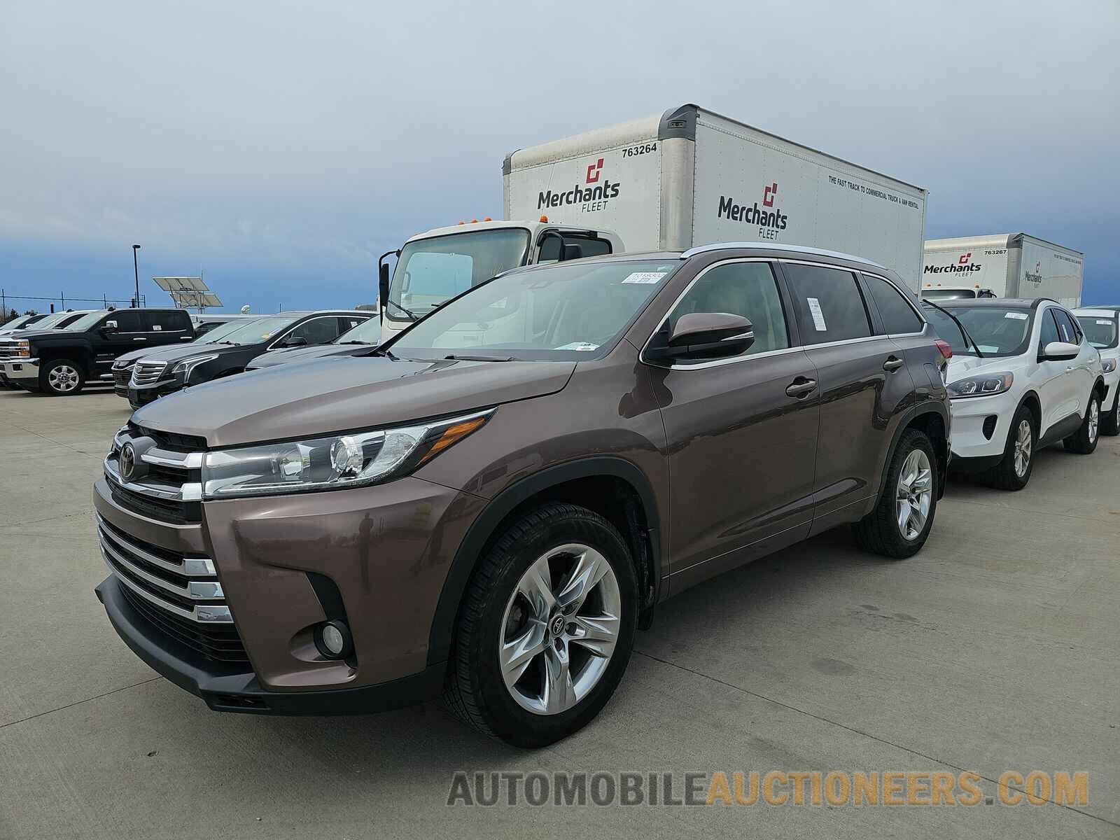 5TDDZRFH1JS907055 Toyota Highlander 2018