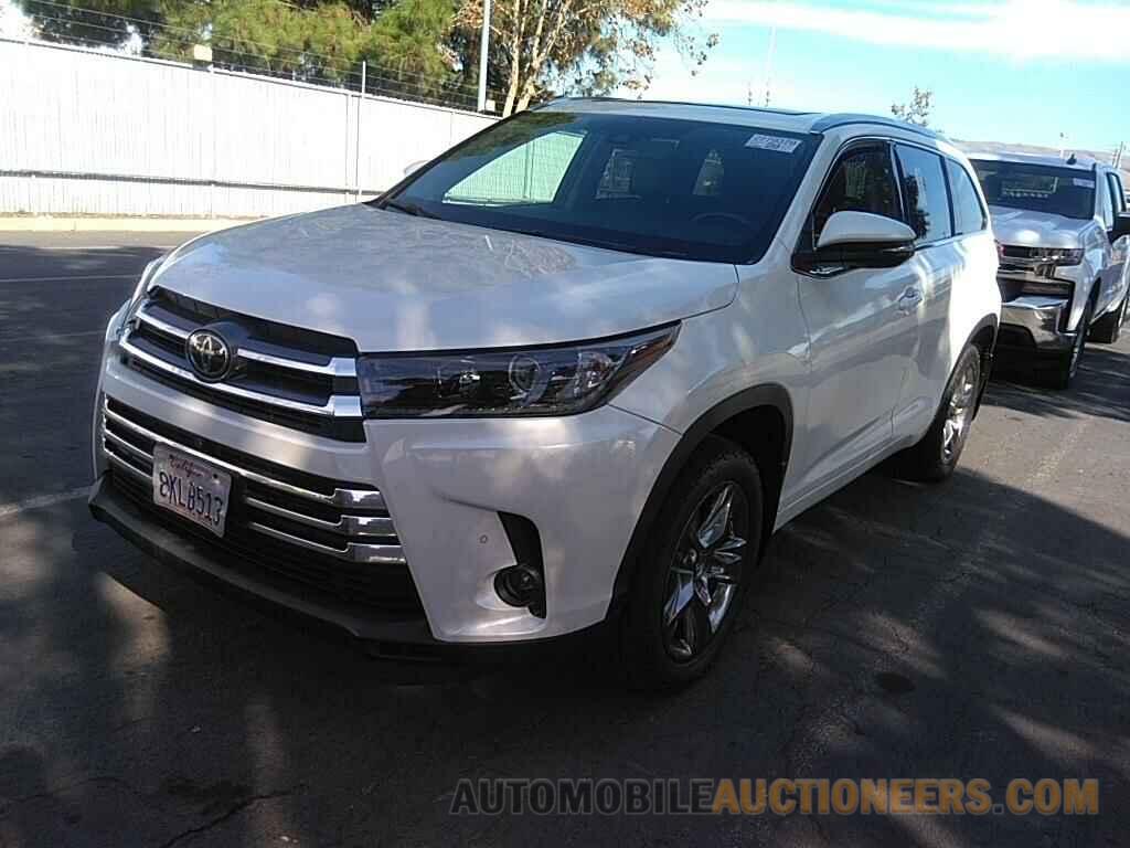 5TDDZRFH1KS992853 Toyota Highlander 2019