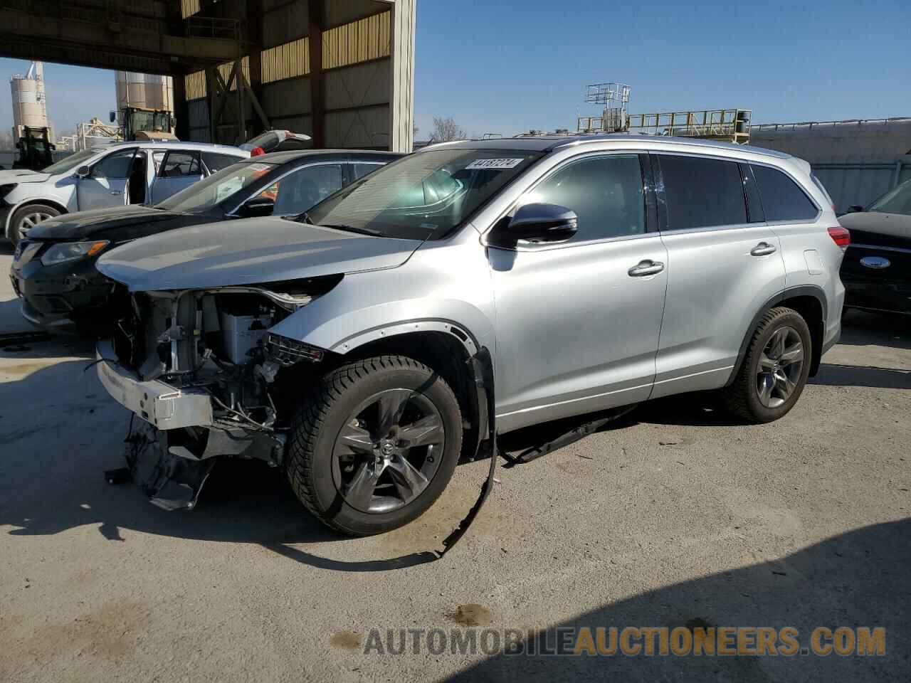 5TDDZRFH2KS733031 TOYOTA HIGHLANDER 2019