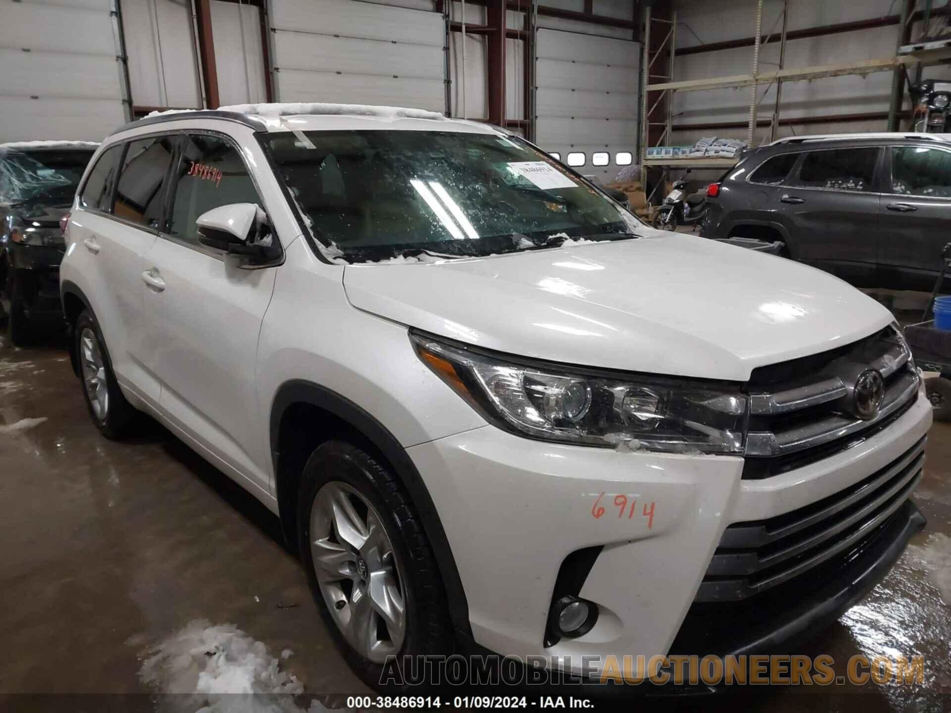 5TDDZRFH4HS368912 TOYOTA HIGHLANDER 2017