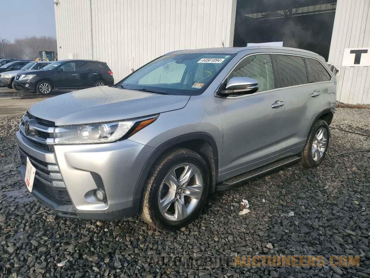 5TDDZRFH4HS380915 TOYOTA HIGHLANDER 2017