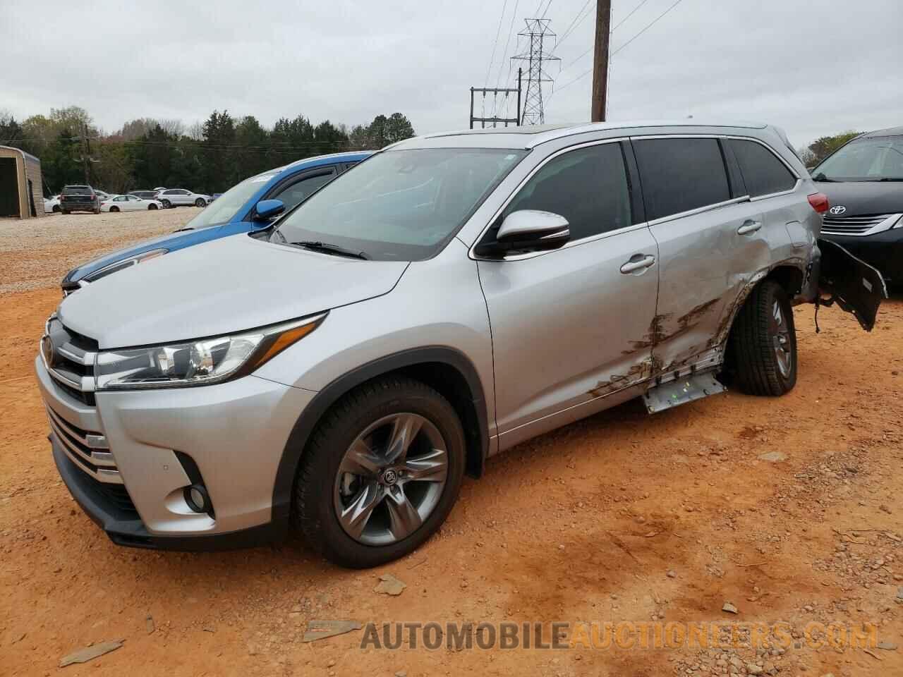 5TDDZRFH4JS898321 TOYOTA HIGHLANDER 2018